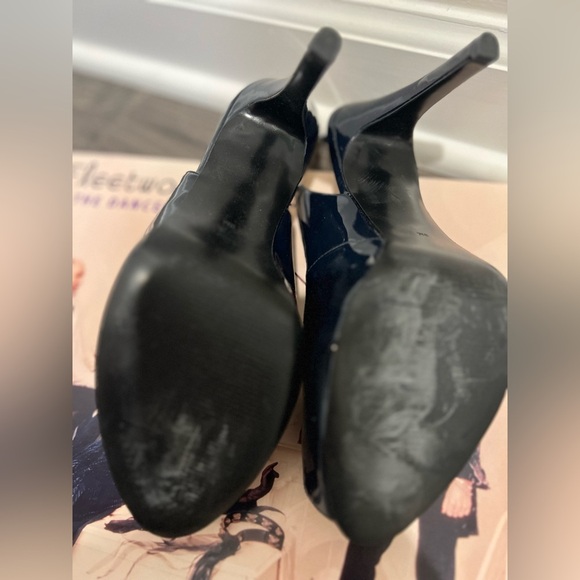 Guess by Marciano Navy Patent Leather Heels - Picture 7 of 8